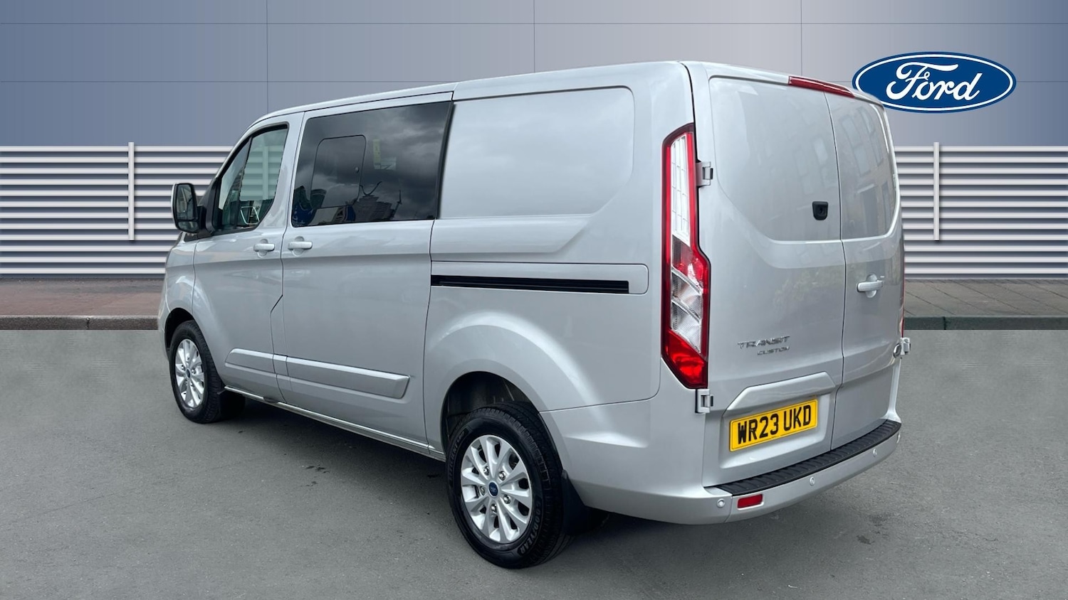 Used Ford Transit Custom 2023 for sale - 75446003: Photo 2