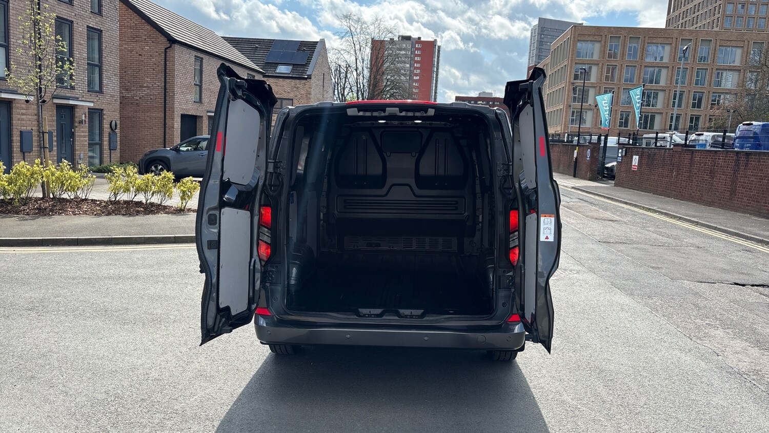 Used Ford Transit Custom 2024 for sale - 78090565: Photo 3