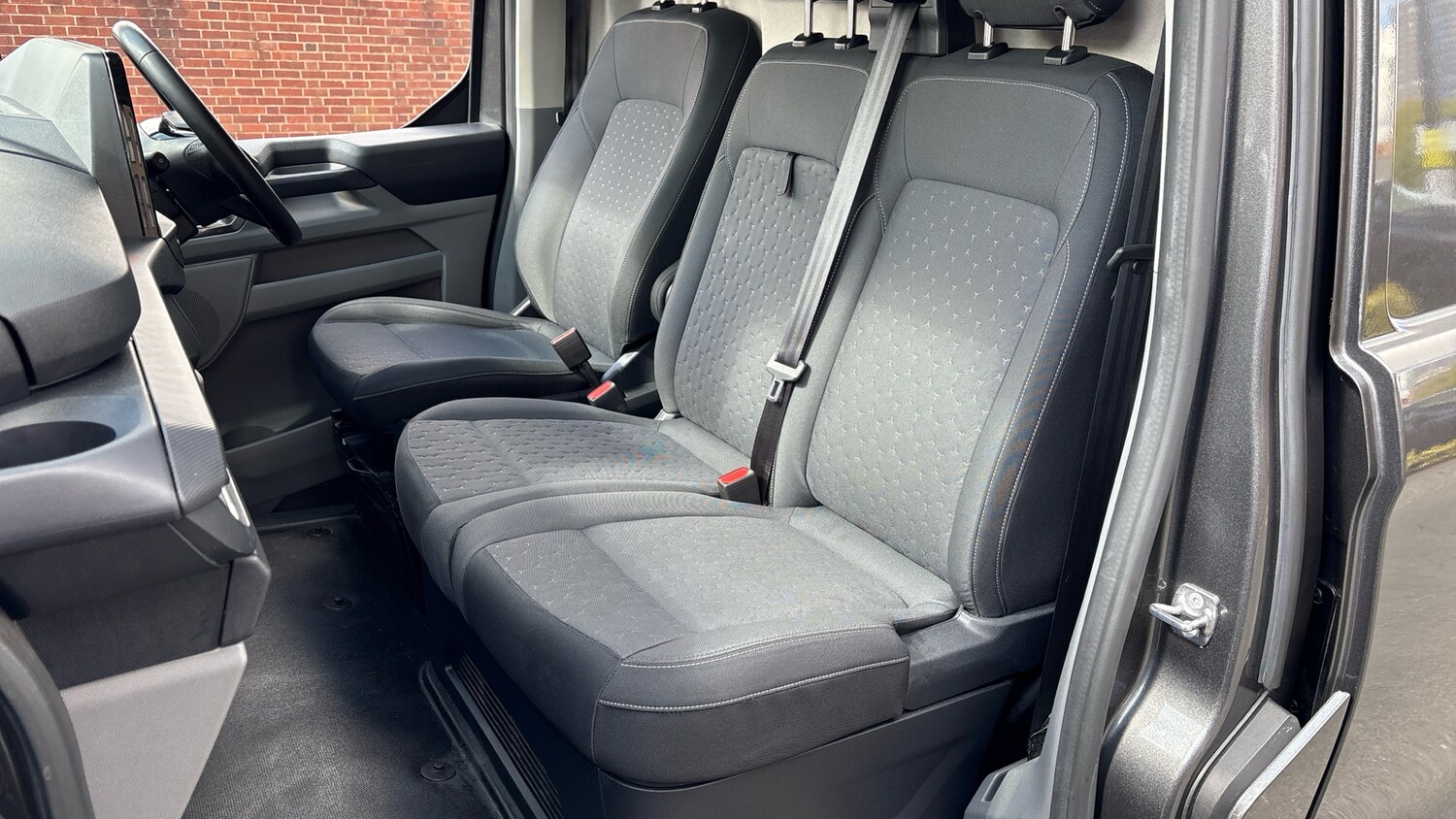 Used Ford Transit Custom 2024 for sale - 78090565: Photo 32