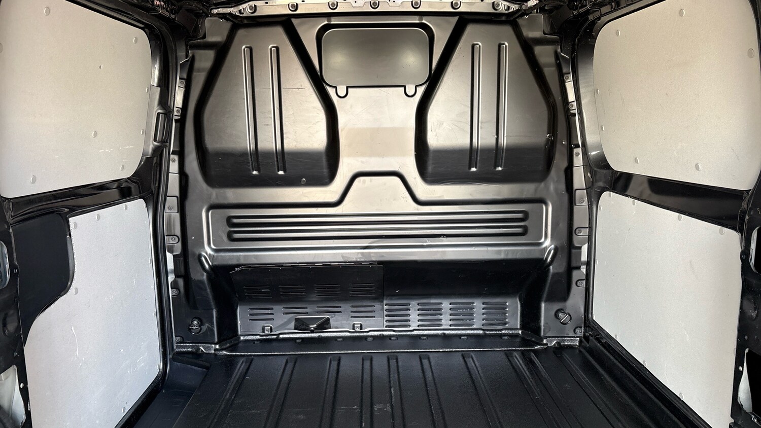 Used Ford Transit Custom 2024 for sale - 78090565: Photo 36