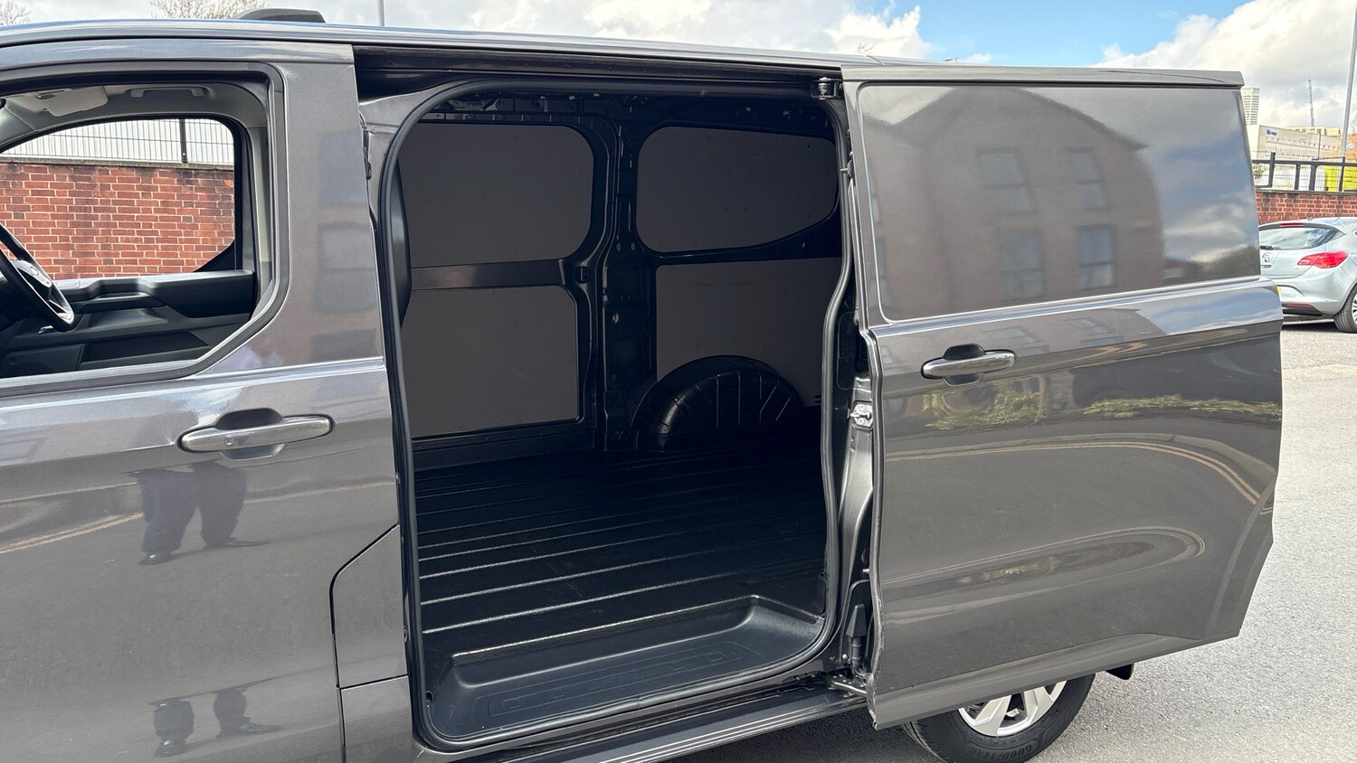 Used Ford Transit Custom 2024 for sale - 78090565: Photo 5