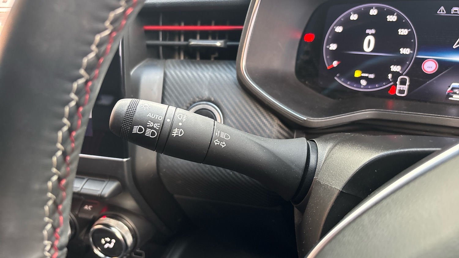 Used Renault Clio 2022 for sale - 76330349: Photo 25