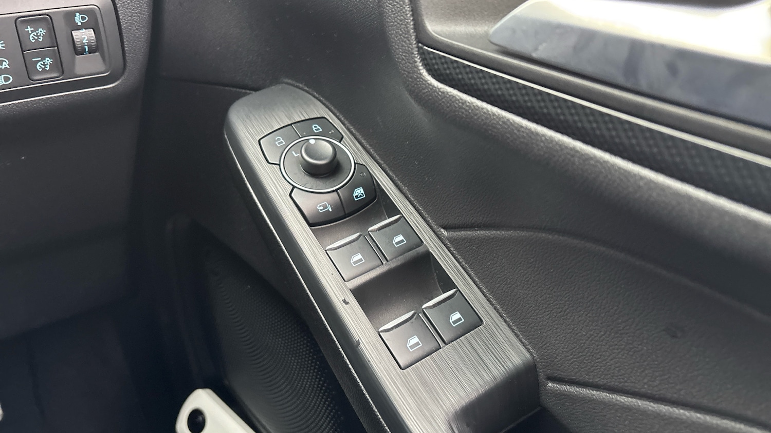 Used Ford Kuga 2023 for sale - 76830558: Photo 29