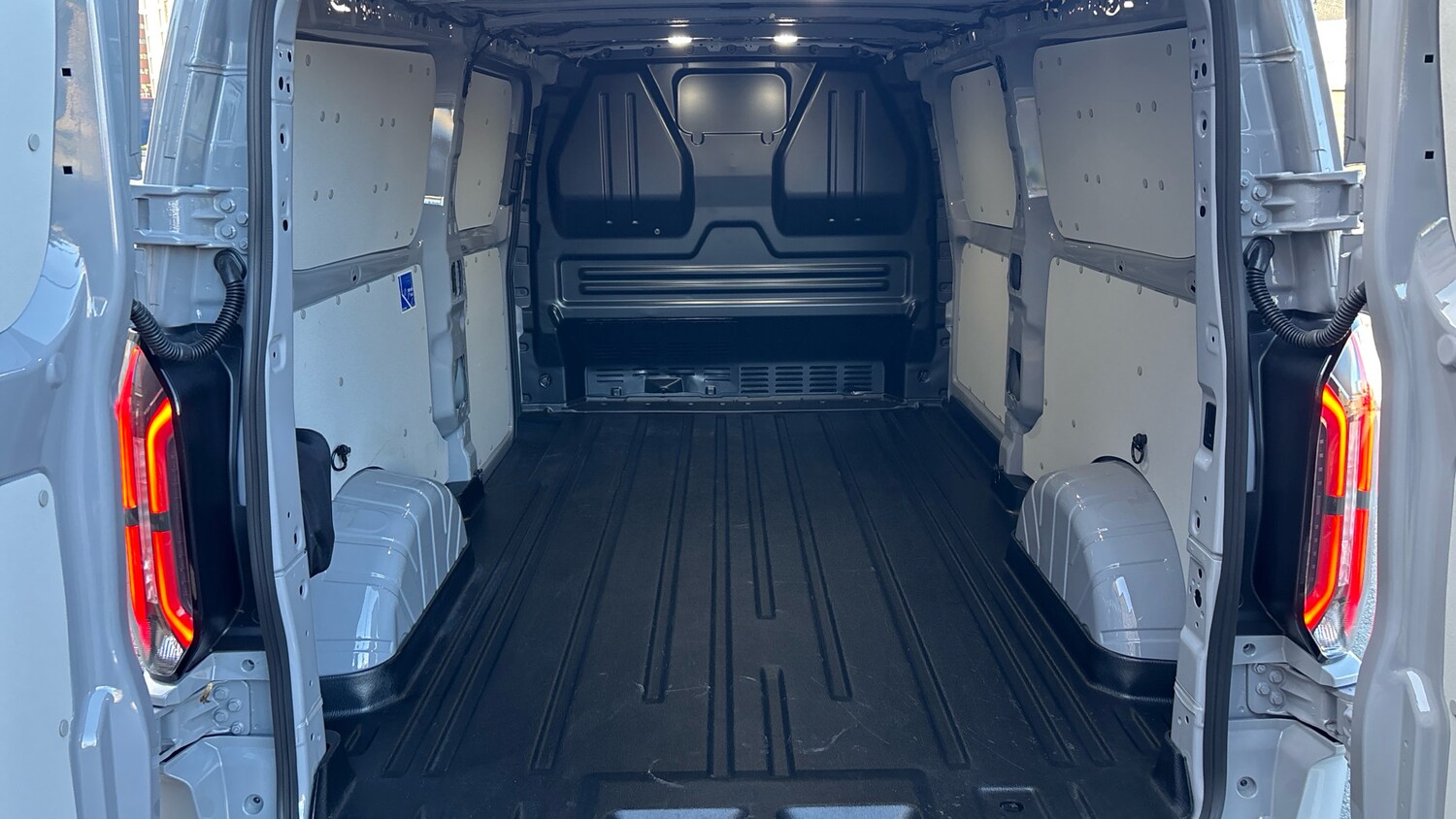 Used Ford Transit Custom 2025 for sale - 76209251: Photo 12