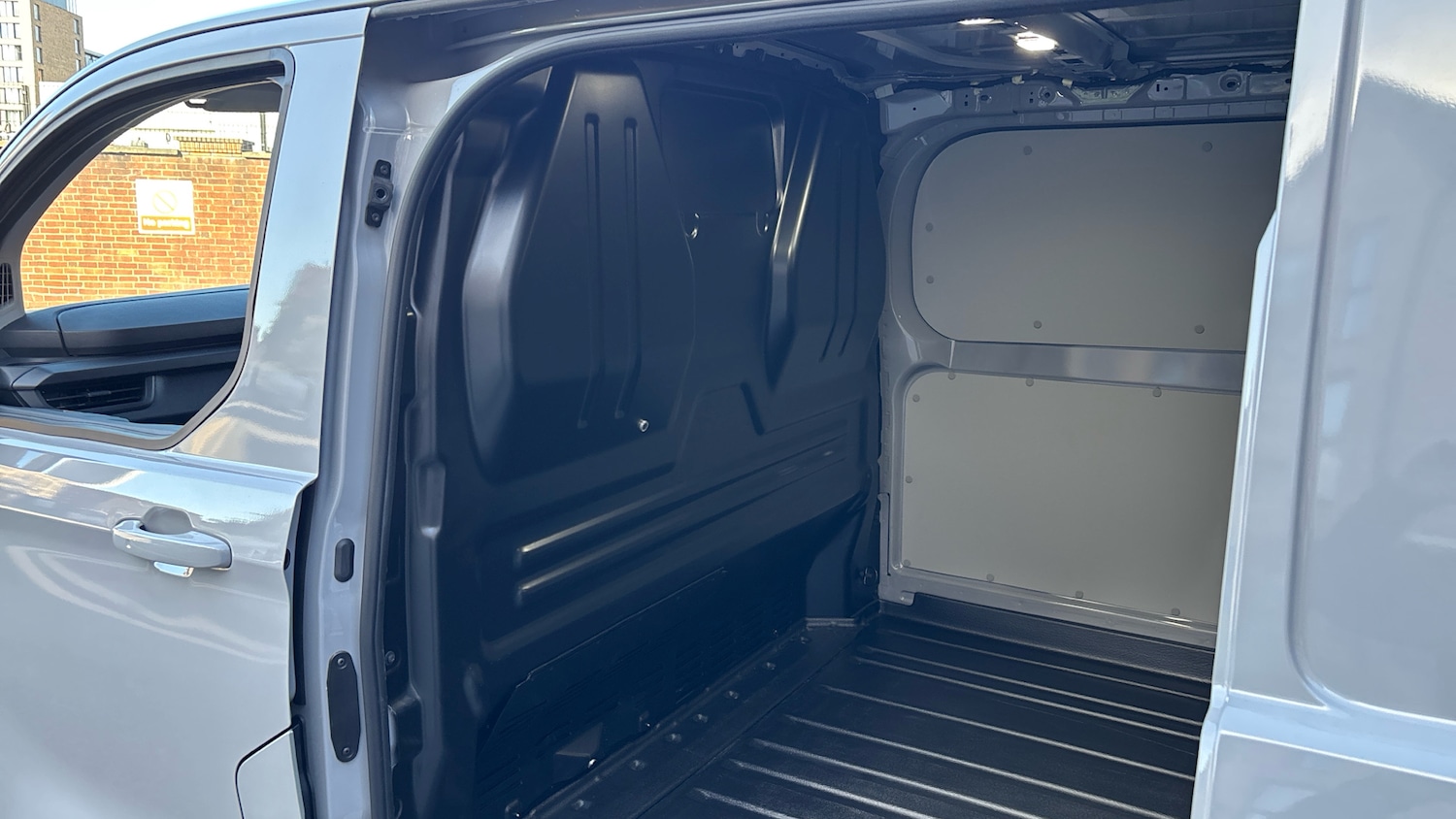 Used Ford Transit Custom 2025 for sale - 76209251: Photo 18