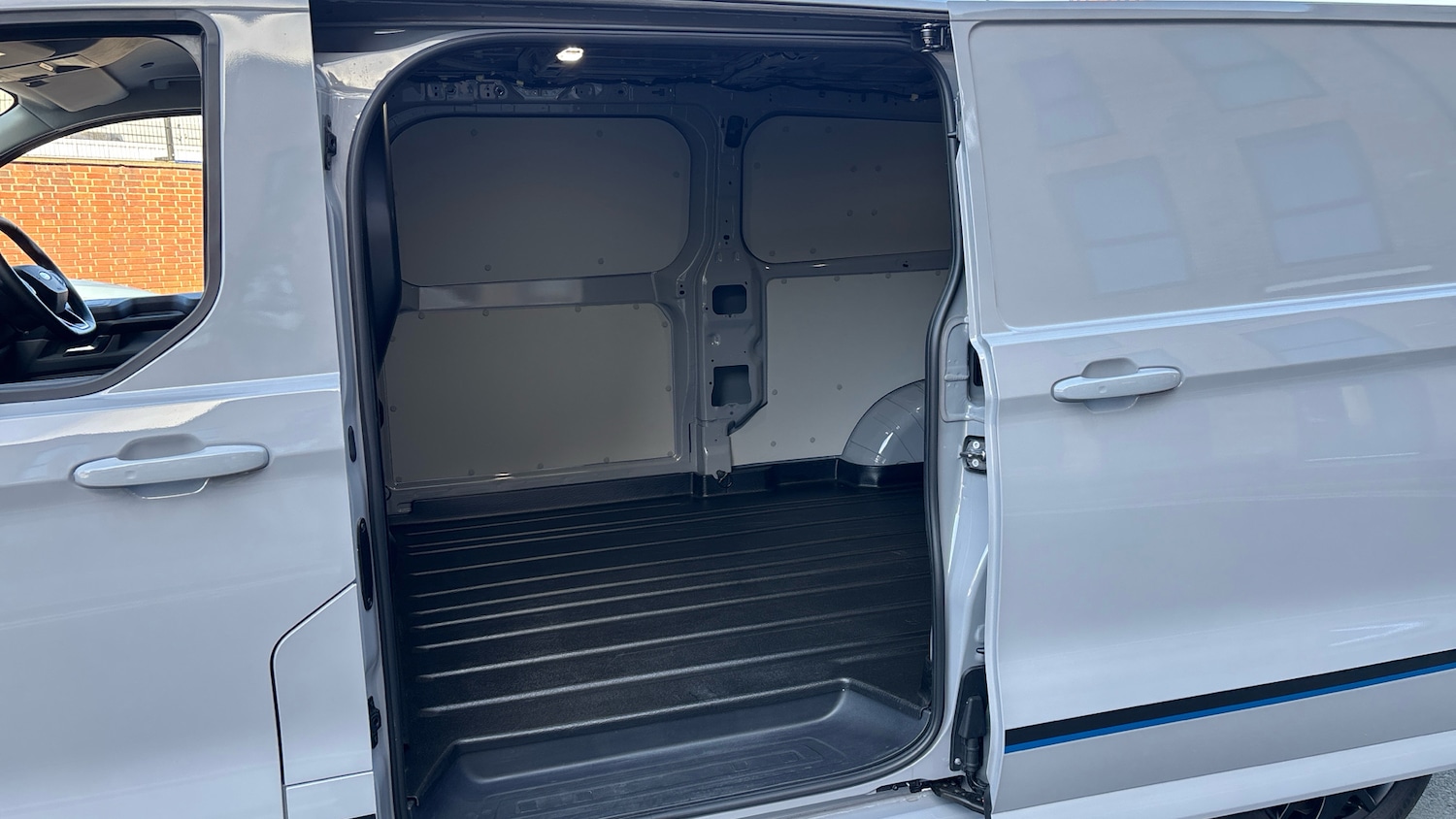 Used Ford Transit Custom 2025 for sale - 76209251: Photo 5