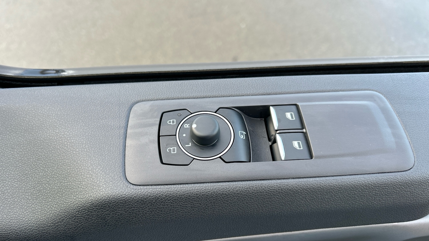 Used Ford Tourneo Custom 2026 for sale - 78155255: Photo 24