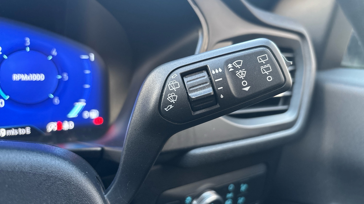 Used Ford Kuga 2020 for sale - 76611539: Photo 28