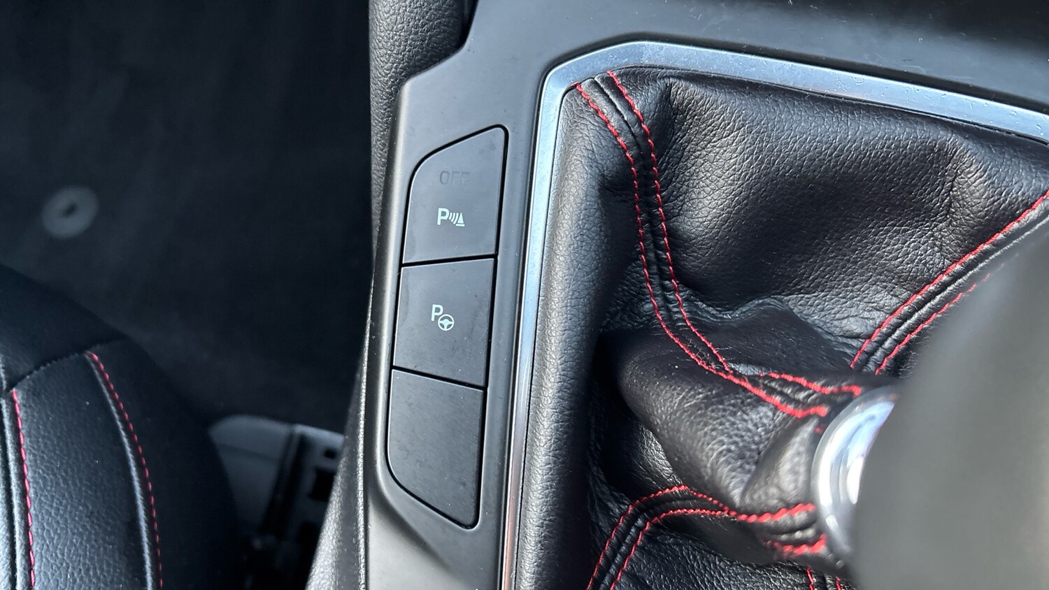 Used Ford Kuga 2020 for sale - 76611539: Photo 35