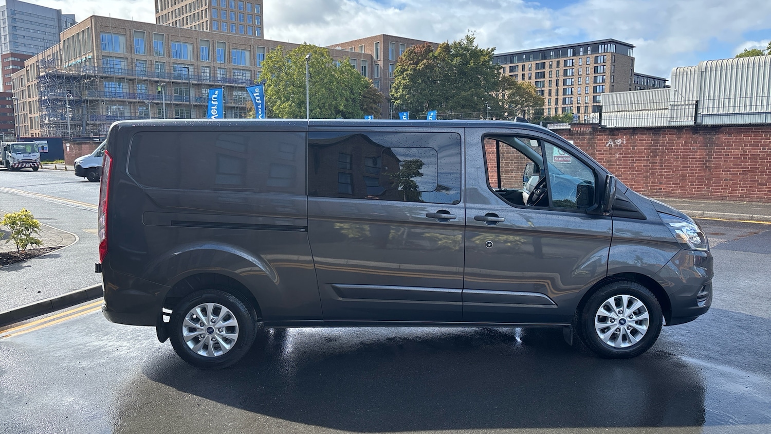 Used Ford Transit Custom 2023 for sale - 75968438: Photo 9