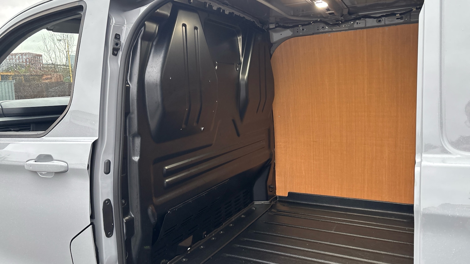 Used Ford Transit Custom 2025 for sale - 76891939: Photo 18