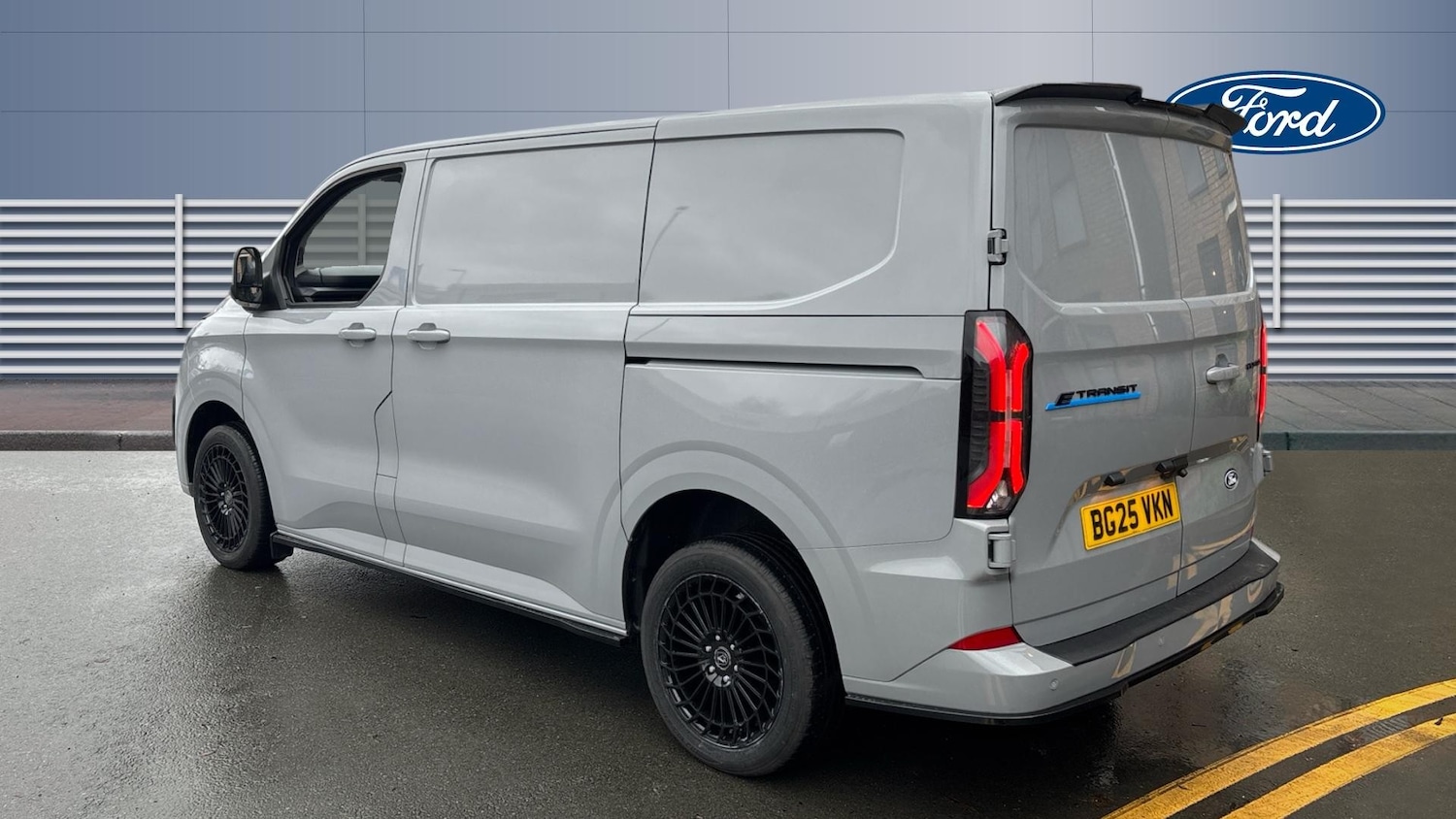 Used Ford Transit Custom 2025 for sale - 76891939: Photo 2