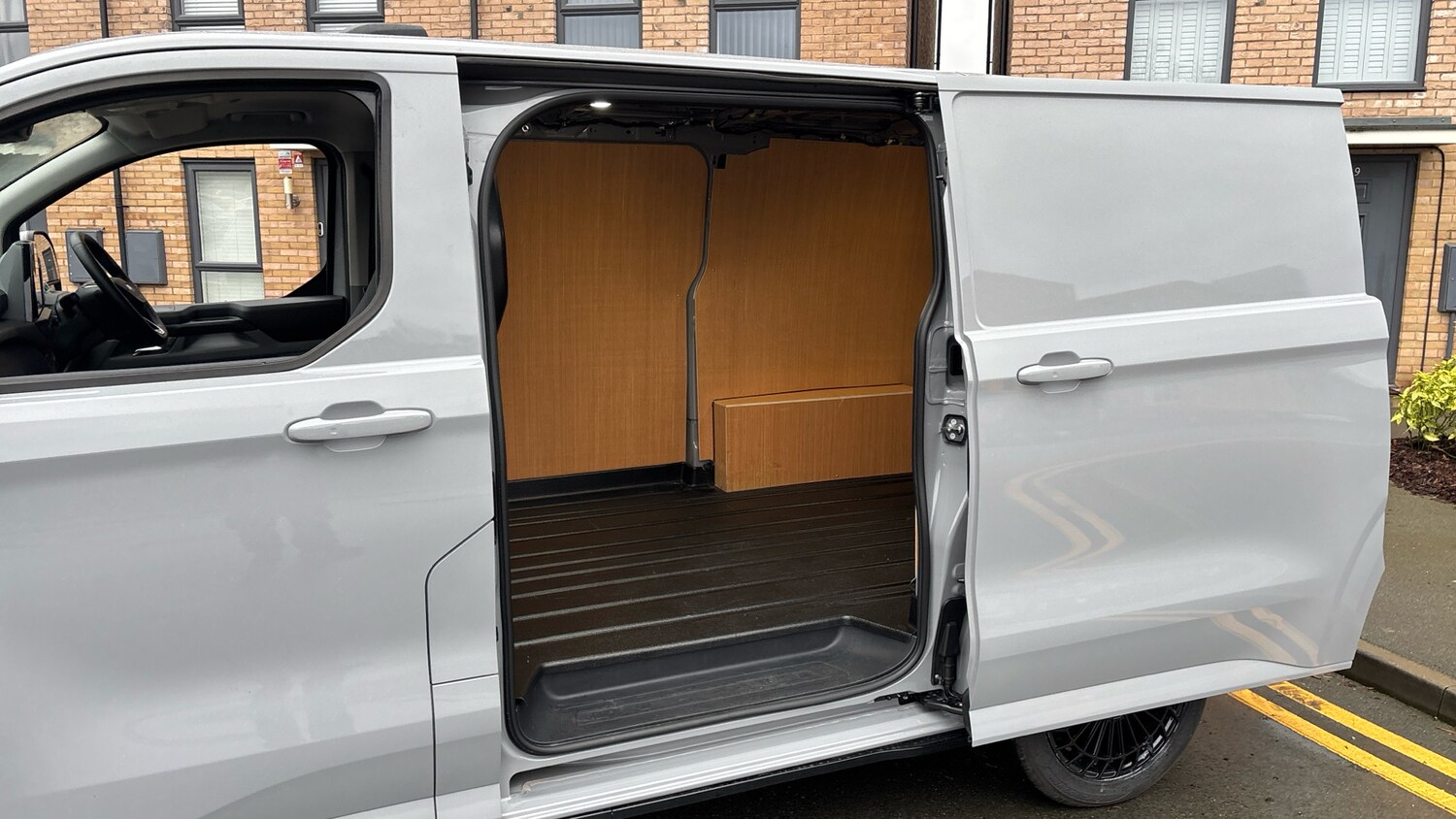 Used Ford Transit Custom 2025 for sale - 76891939: Photo 5