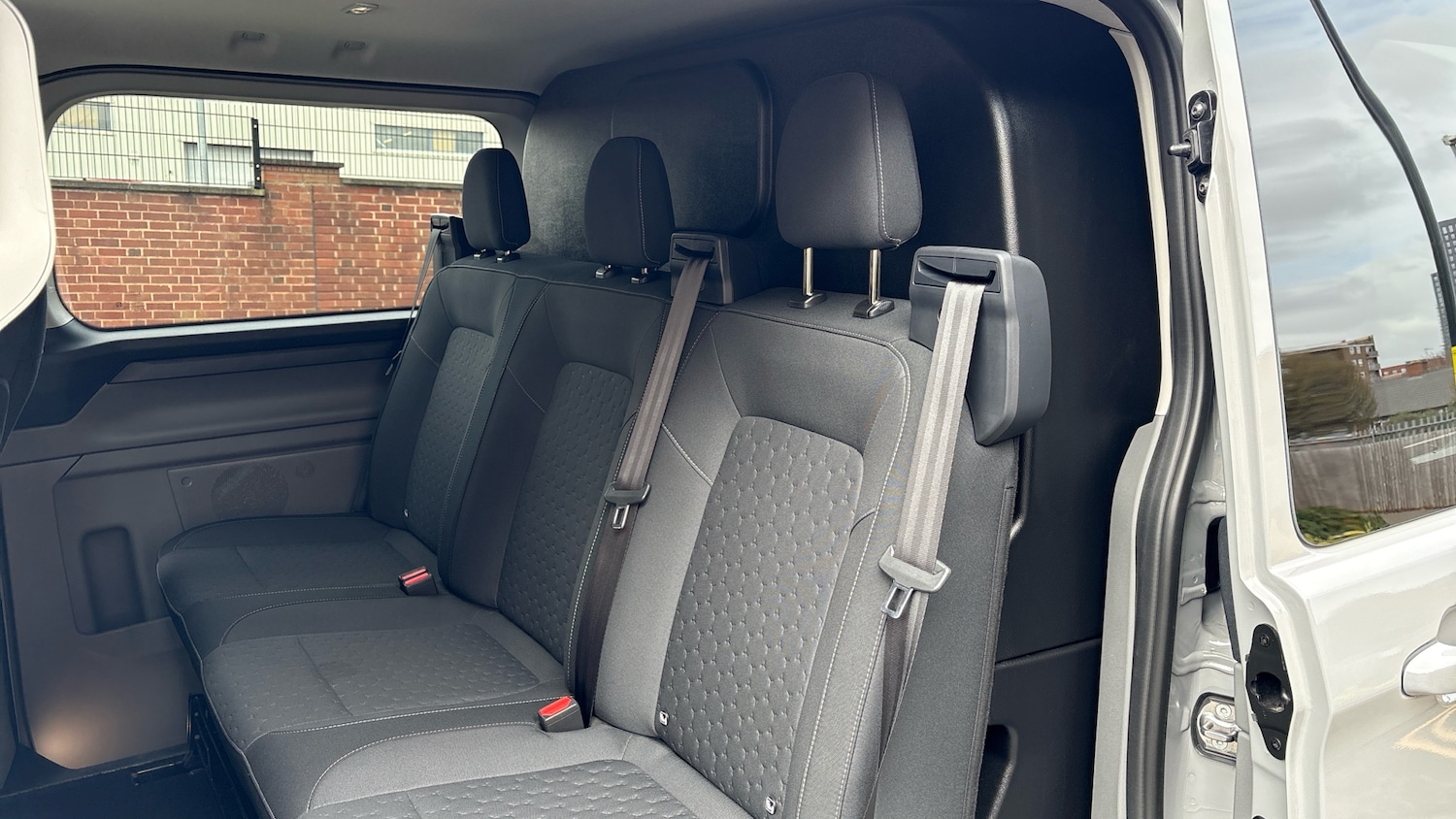 Used Ford Transit Custom 2025 for sale - 77946019: Photo 14