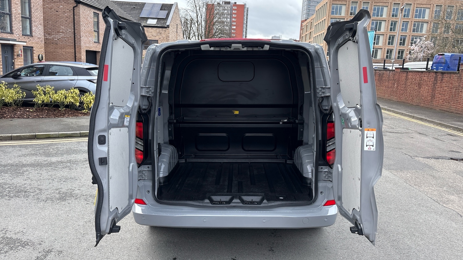 Used Ford Transit Custom 2025 for sale - 77946019: Photo 3