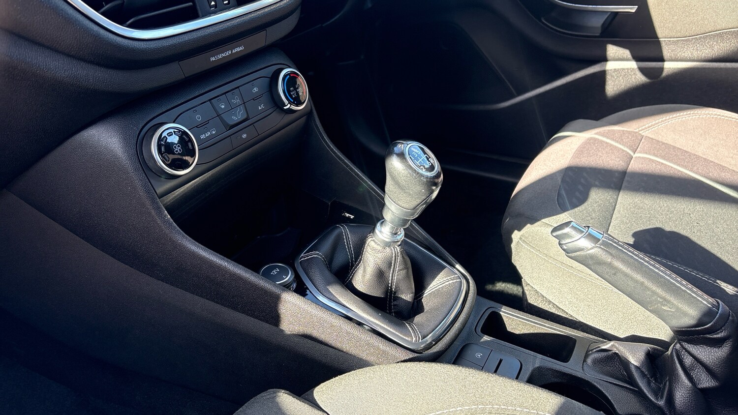 Used Ford Fiesta 2018 for sale - 78053427: Photo 13