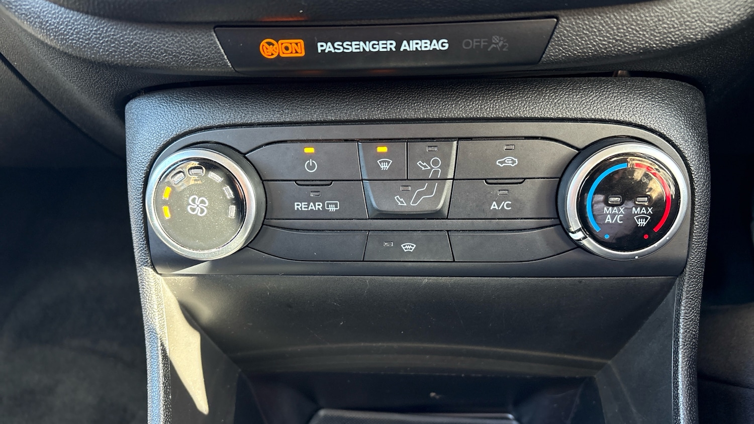 Used Ford Fiesta 2018 for sale - 78053427: Photo 24