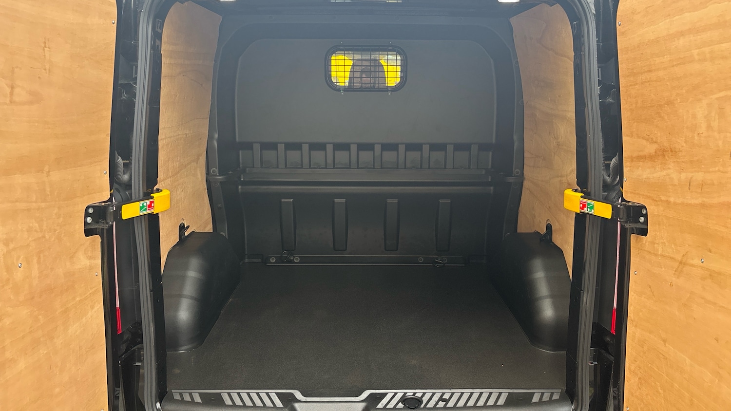 Used Ford Transit Custom 2023 for sale - 76393922: Photo 12