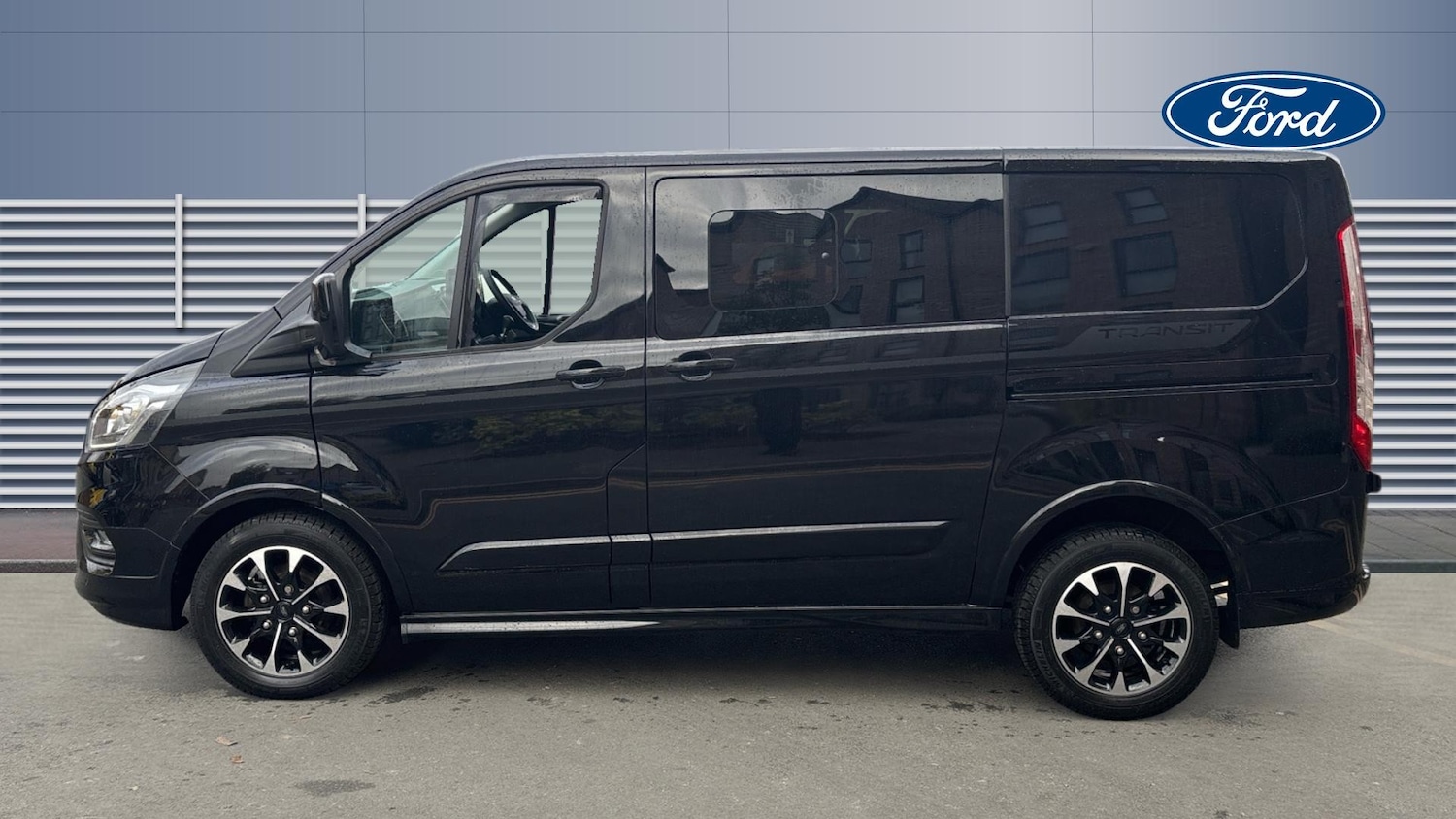 Used Ford Transit Custom 2023 for sale - 76393922: Photo 4