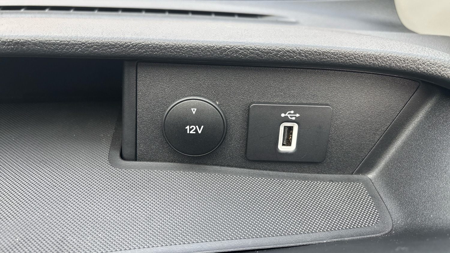 Used Ford Transit Custom 2023 for sale - 76393922: Photo 40