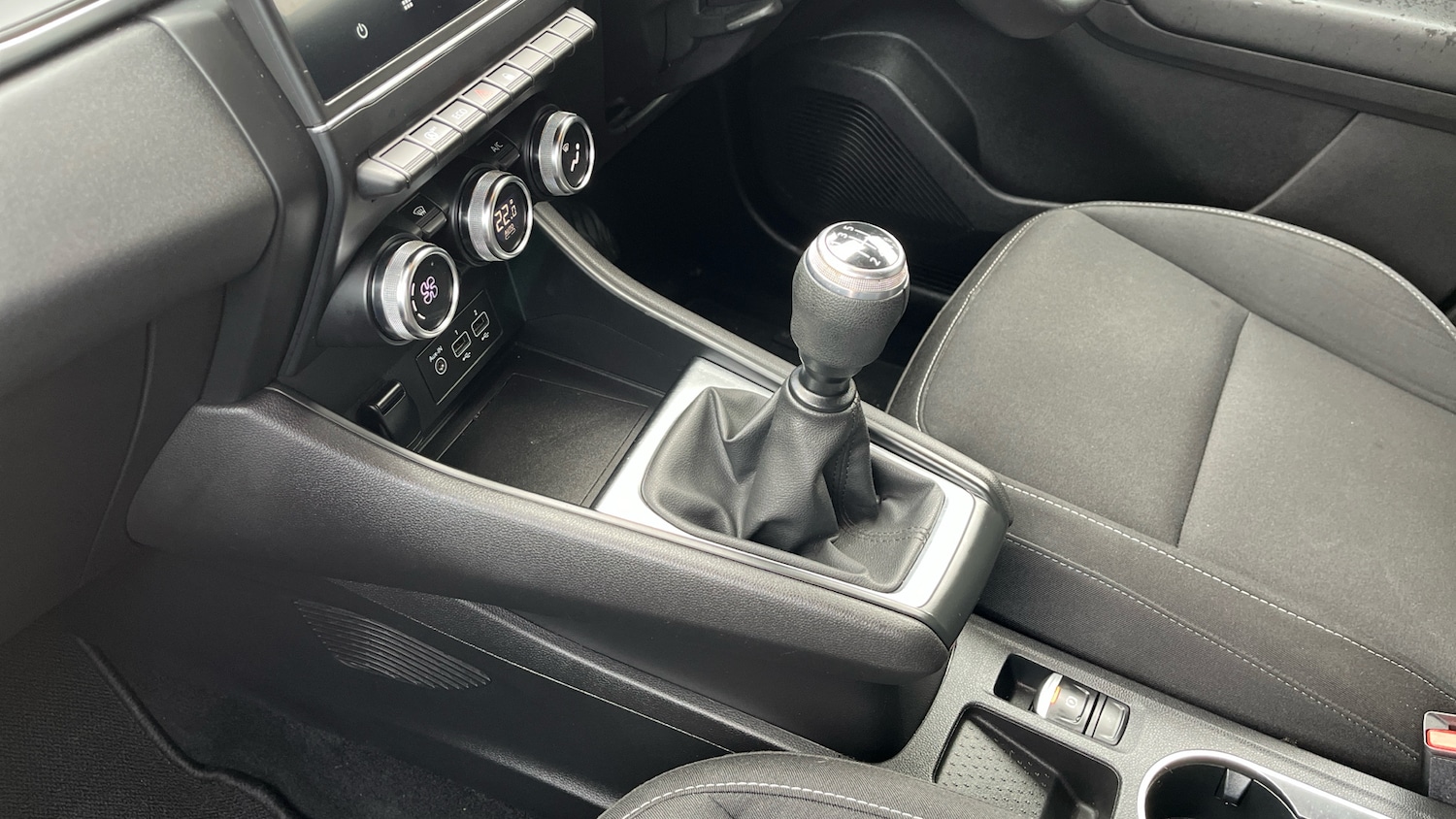 Used Renault Captur 2020 for sale - 77643601: Photo 13