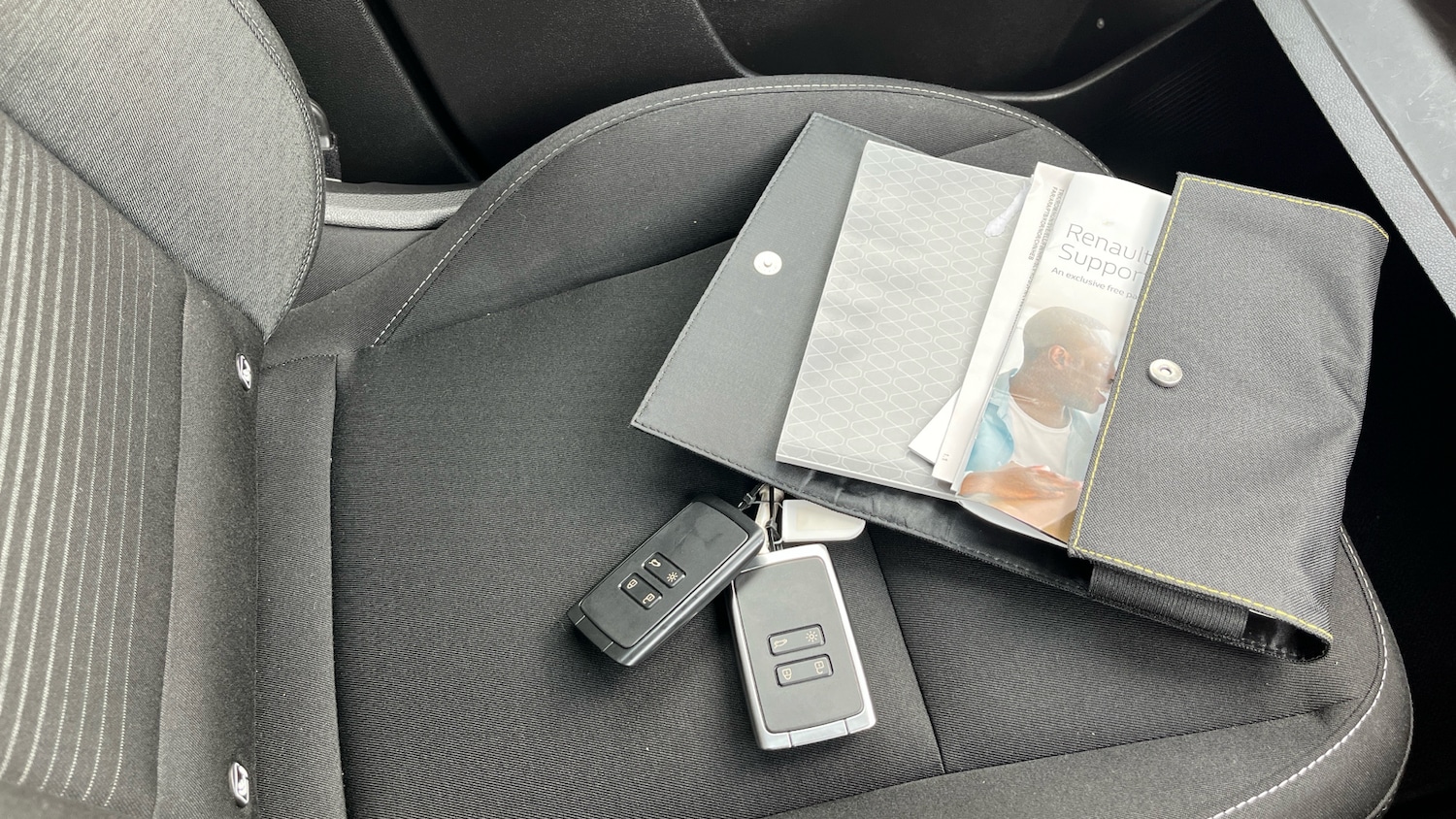 Used Renault Captur 2020 for sale - 77643601: Photo 19