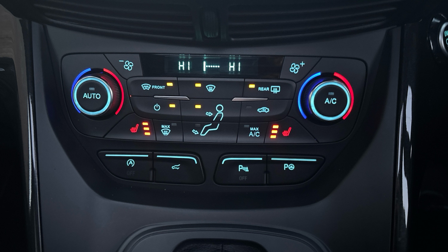 Used Ford Kuga 2018 for sale - 76910923: Photo 32