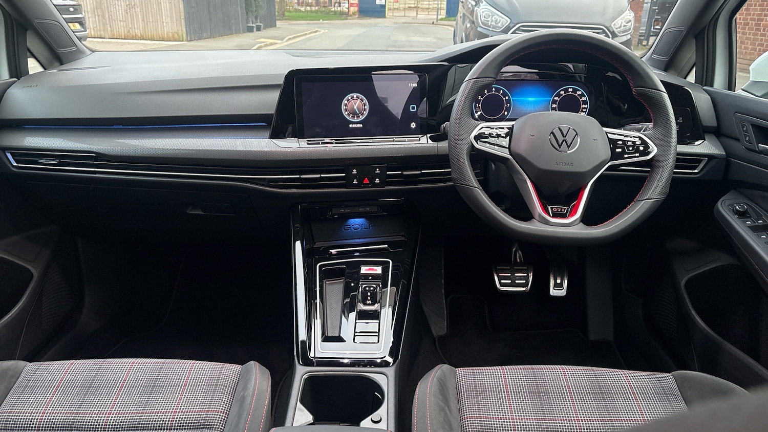 Used Volkswagen Golf 2024 for sale - 77817868: Photo 10