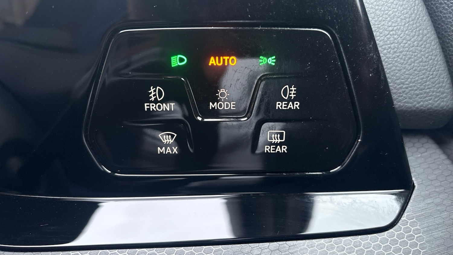 Used Volkswagen Golf 2024 for sale - 77817868: Photo 28