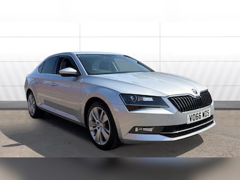Used Skoda Superb 2016 for sale - 79320165: Photo