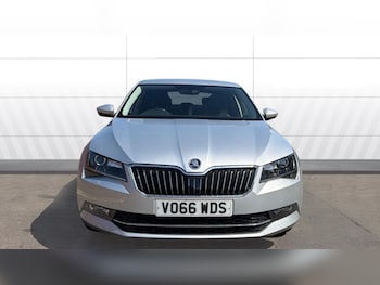 Used Skoda Superb 2016 for sale - 79320165: Photo