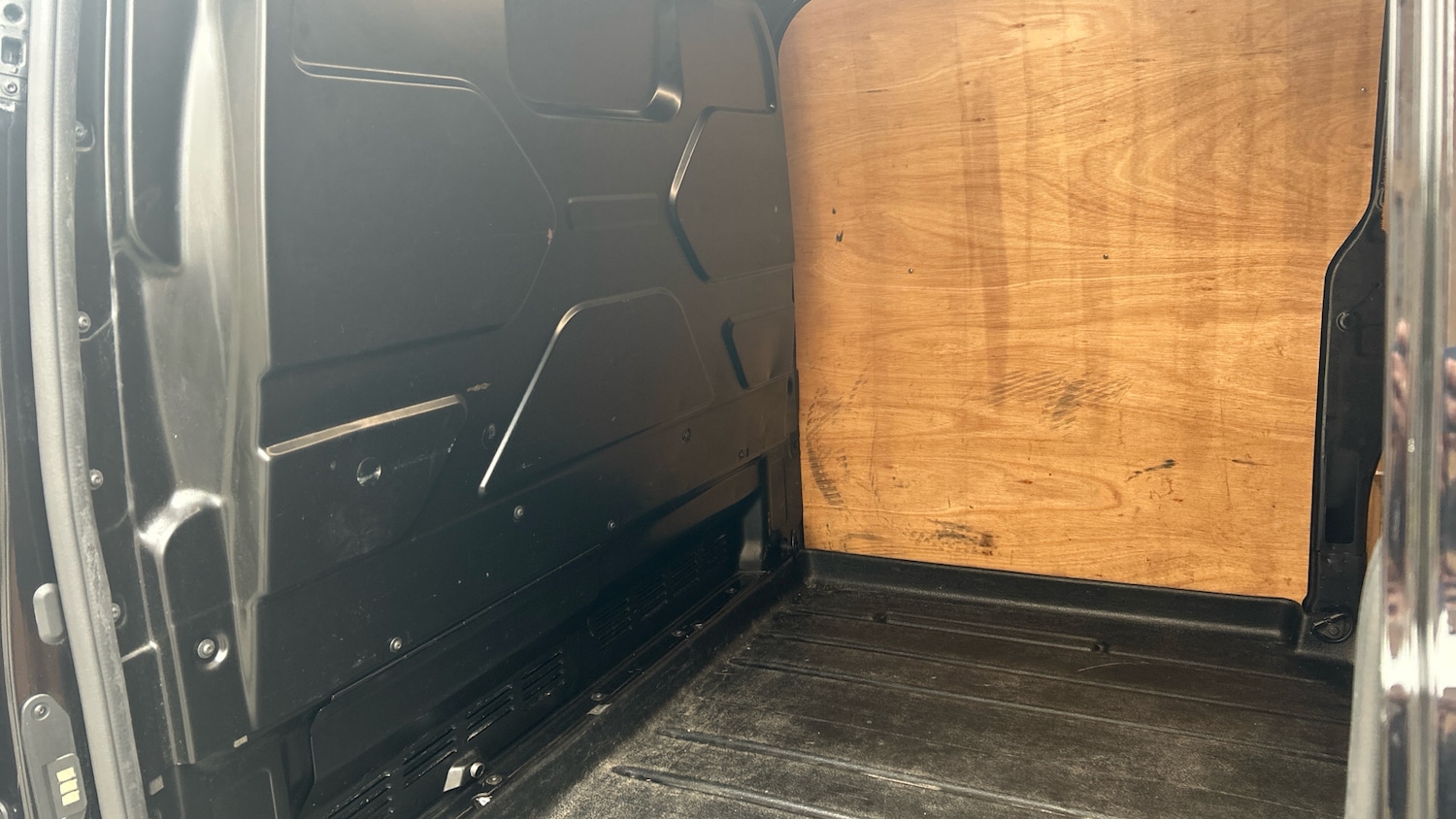 Used Ford Transit Custom 2023 for sale - 76421761: Photo 18