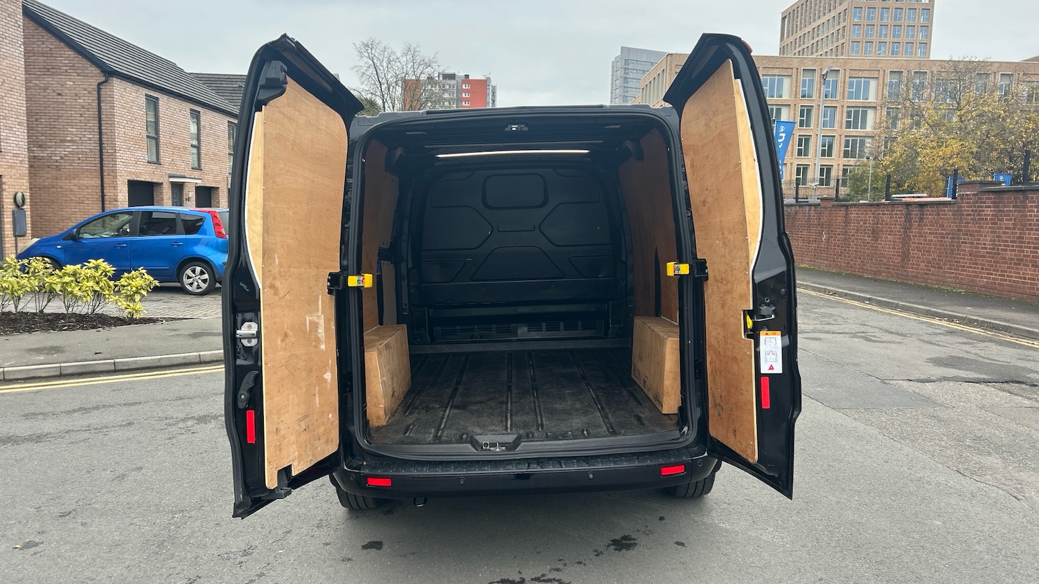 Used Ford Transit Custom 2023 for sale - 76421761: Photo 3