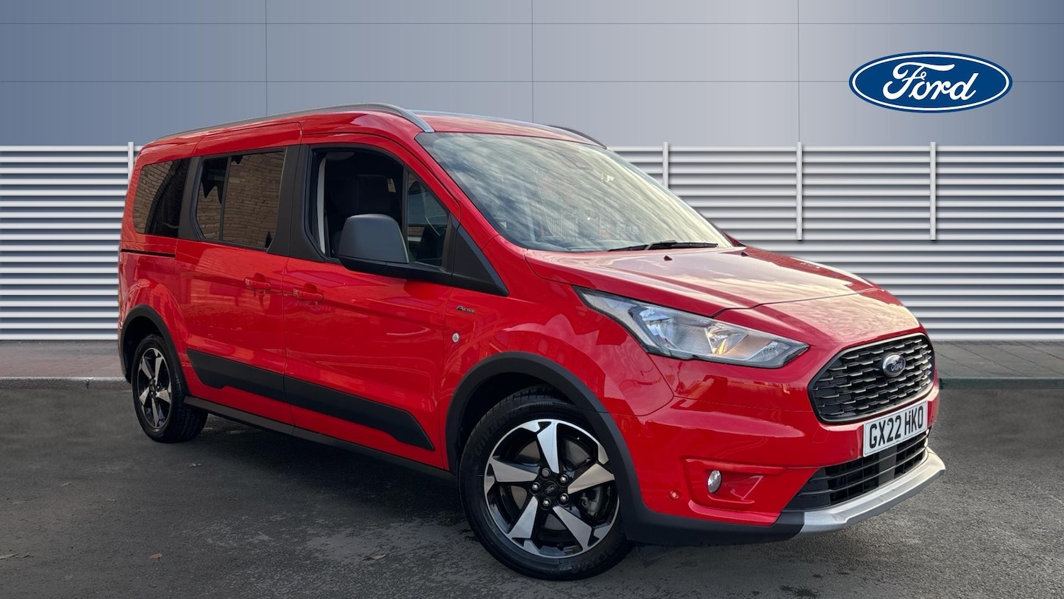 Used Ford Grand Tourneo Connect 2022 for sale - 76577026: Photo 1