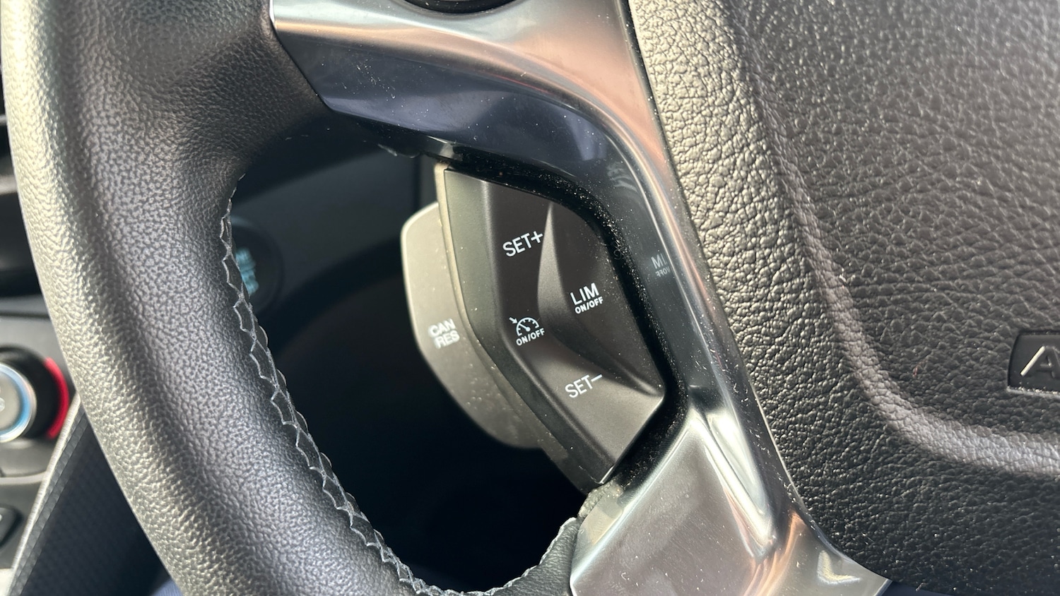 Used Ford Grand Tourneo Connect 2022 for sale - 76577026: Photo 25