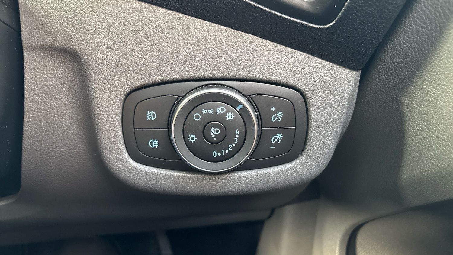 Used Ford Grand Tourneo Connect 2022 for sale - 76577026: Photo 29