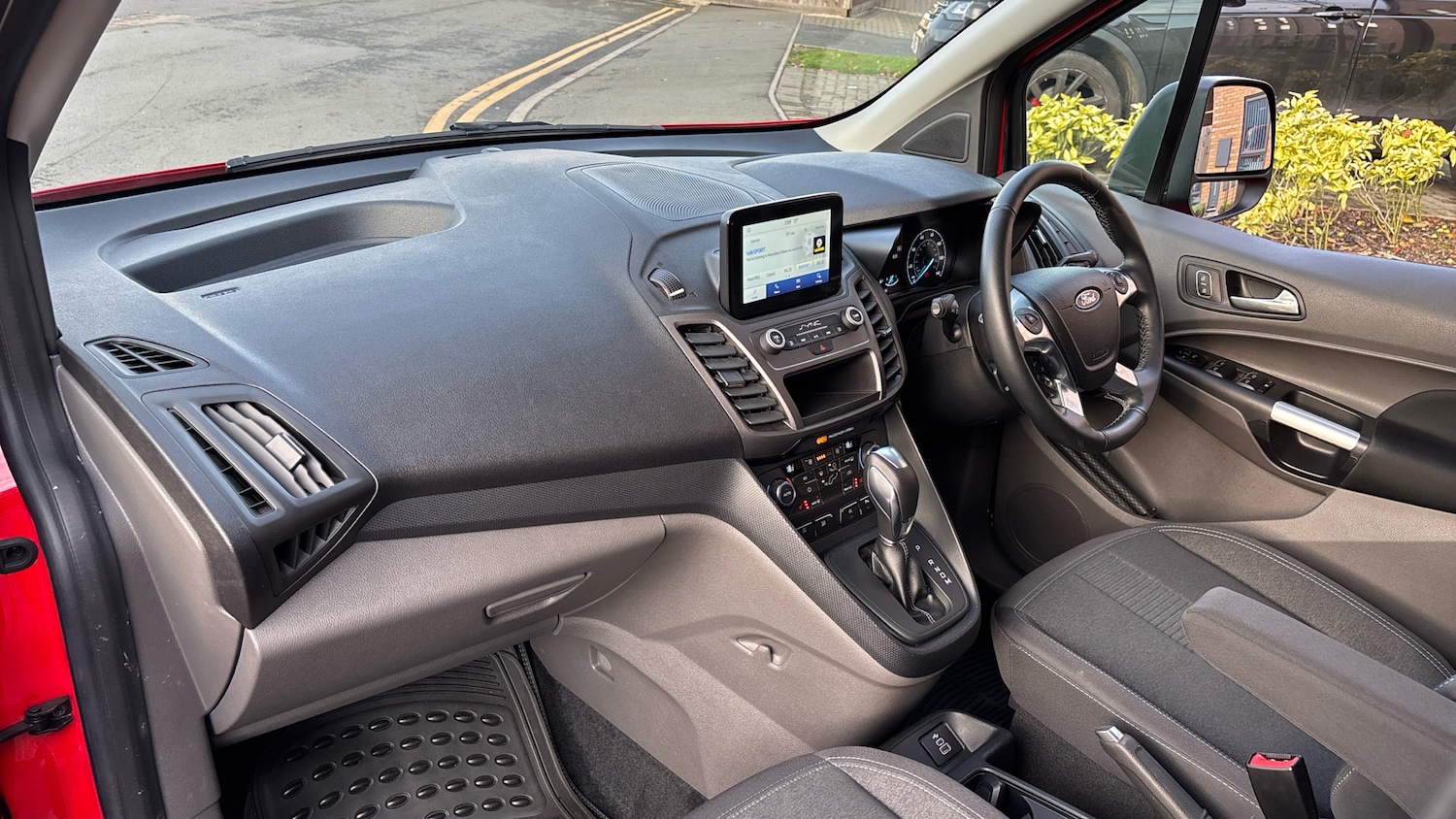 Used Ford Grand Tourneo Connect 2022 for sale - 76577026: Photo 9