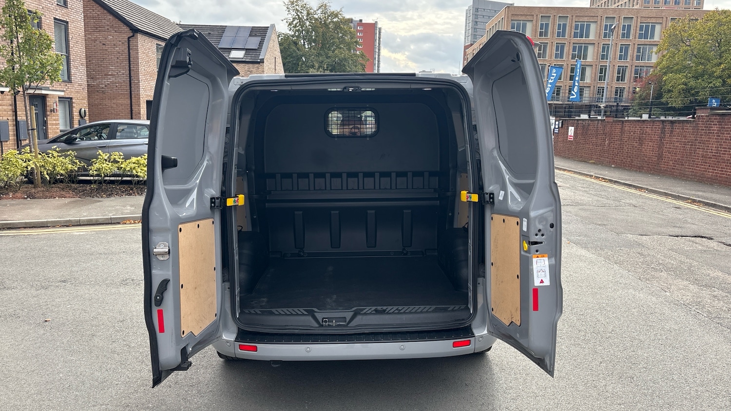 Used Ford Transit Custom 2023 for sale - 76143600: Photo 3