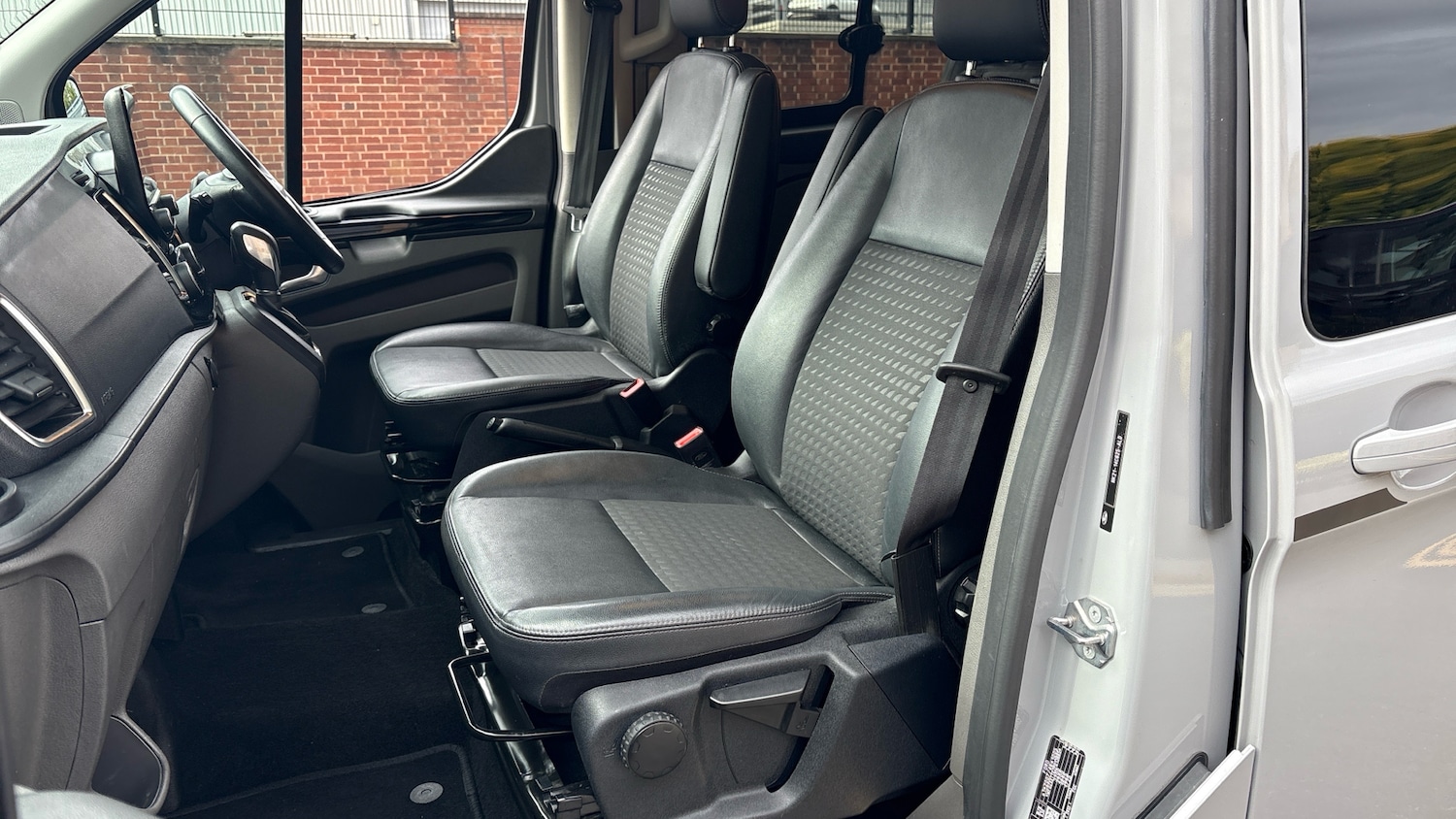 Used Ford Transit Custom 2023 for sale - 76143600: Photo 35