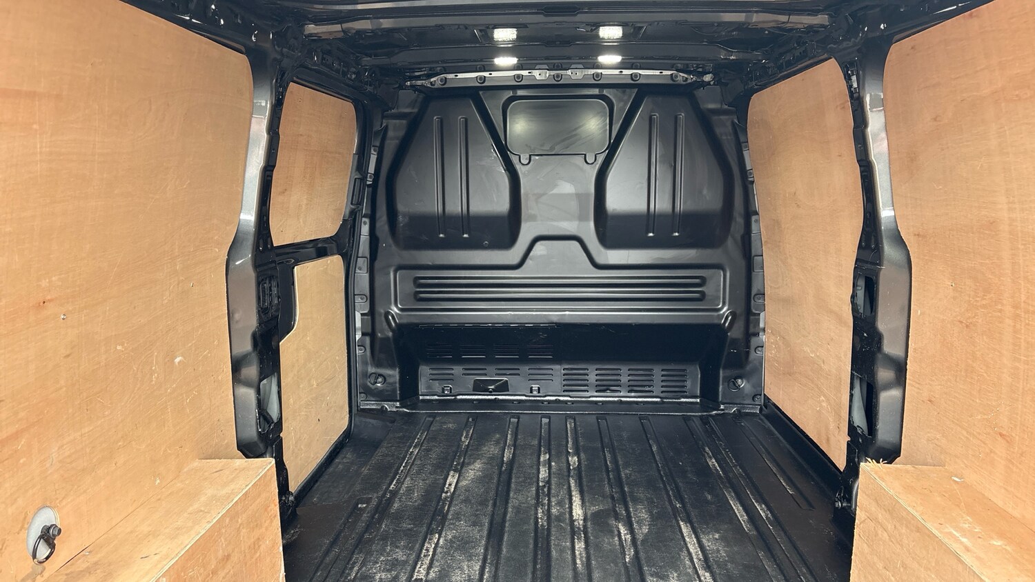 Used Ford Transit Custom 2025 for sale - 77745360: Photo 12