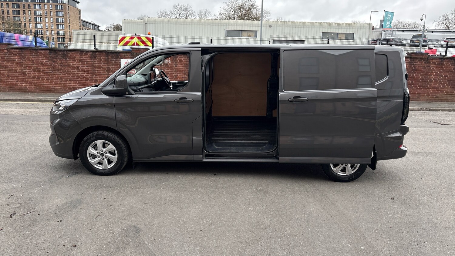 Used Ford Transit Custom 2025 for sale - 77745360: Photo 34
