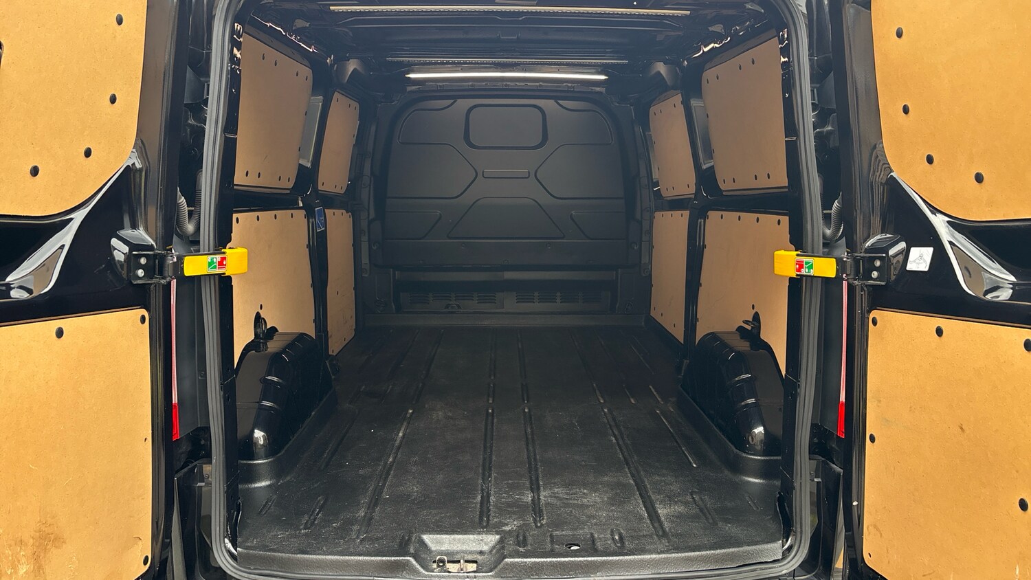 Used Ford Transit Custom 2023 for sale - 76311271: Photo 12
