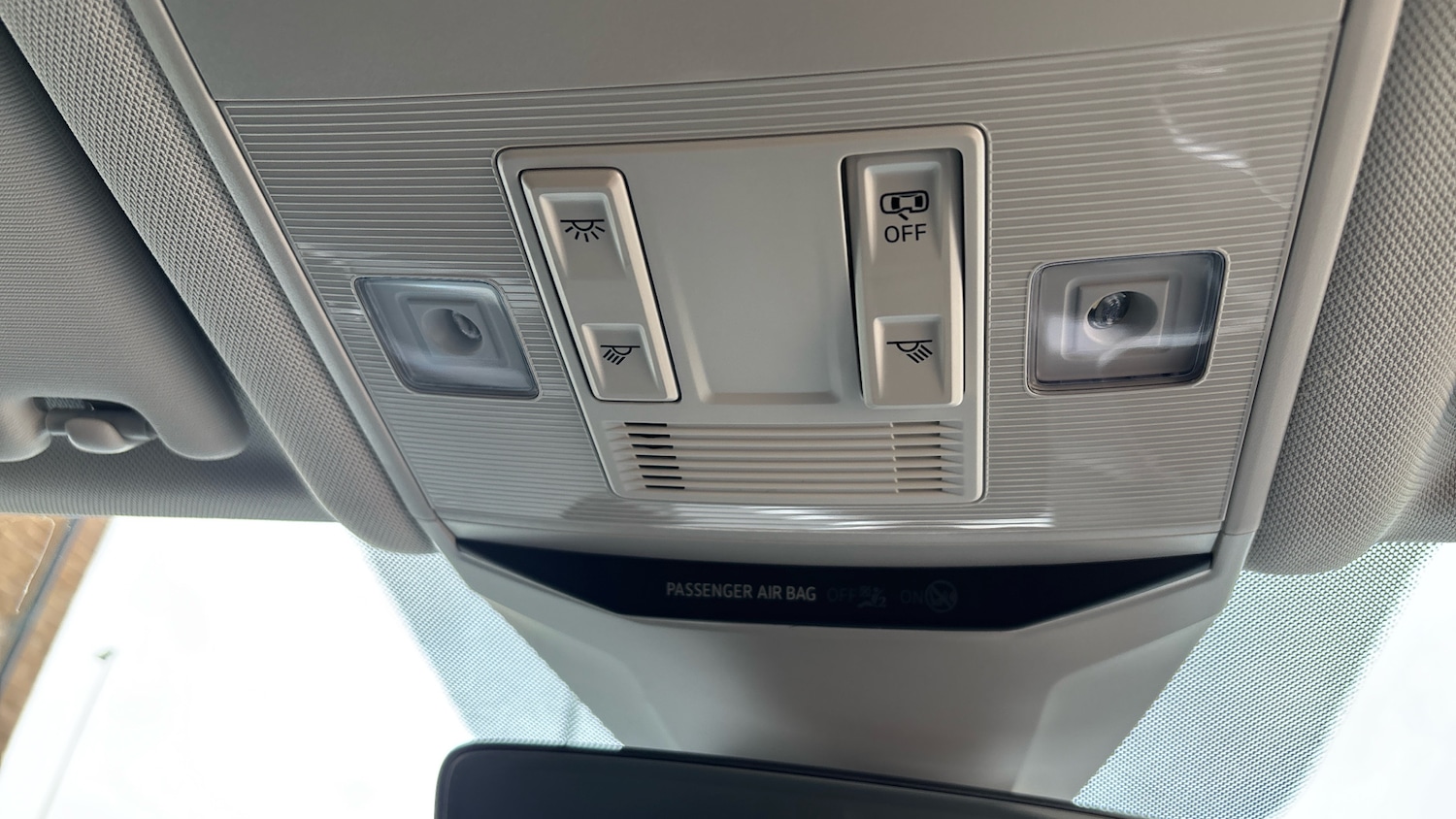 Used Volkswagen T-Roc 2023 for sale - 76577030: Photo 35