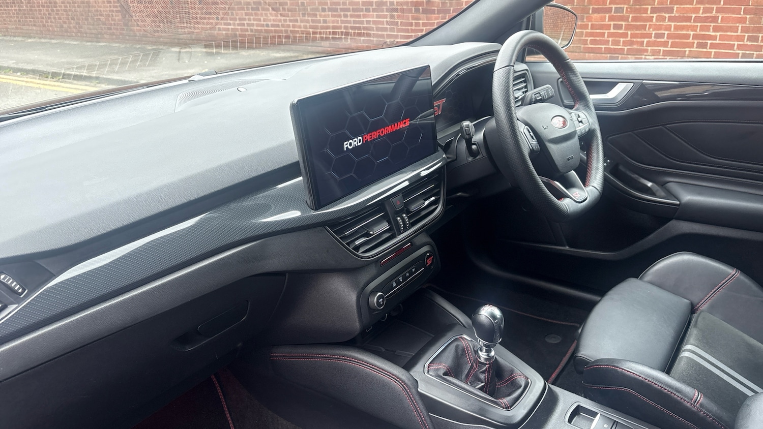 Used Ford Focus 2023 for sale - 78105432: Photo 9