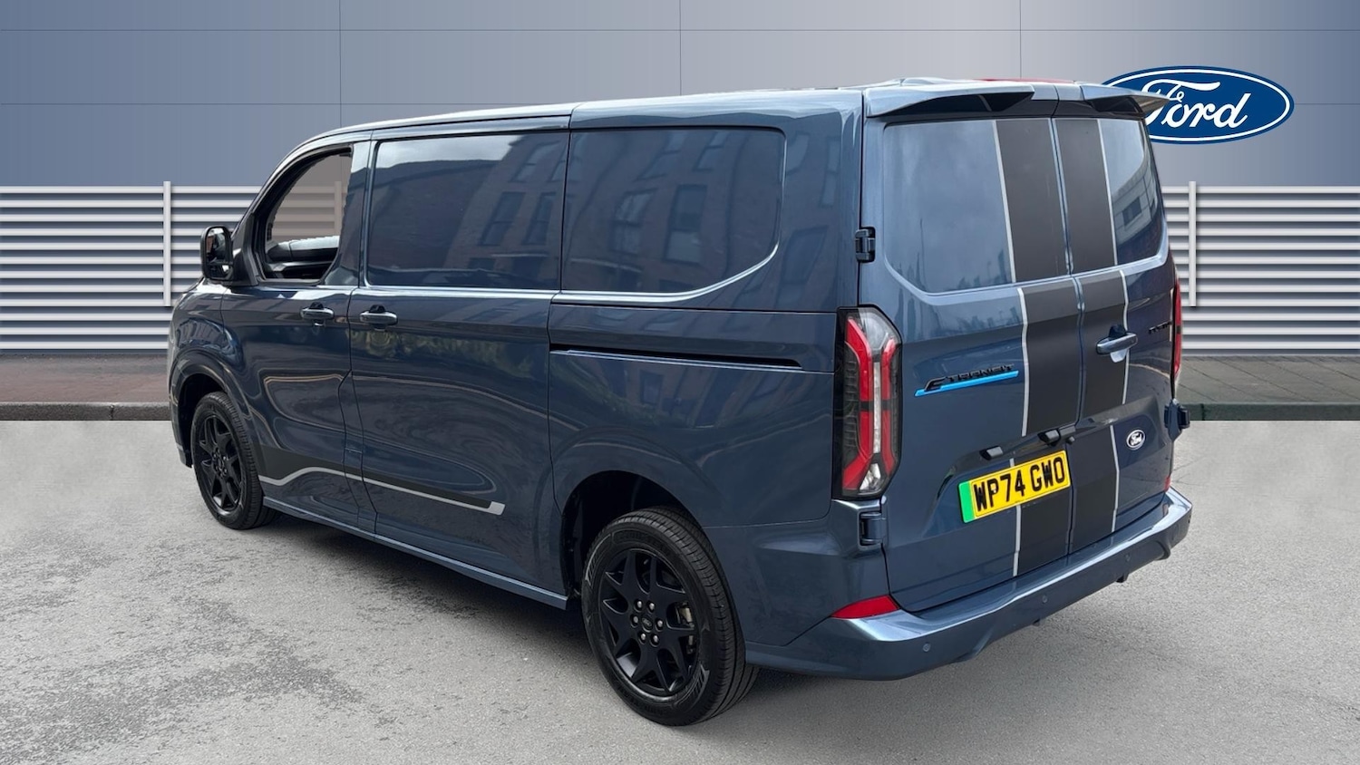 Used Ford Transit Custom 2024 for sale - 77902871: Photo 2