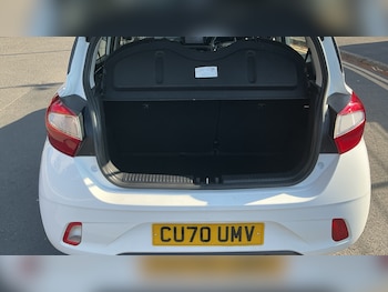 Used Hyundai i10 2020 for sale - 79264261: Photo
