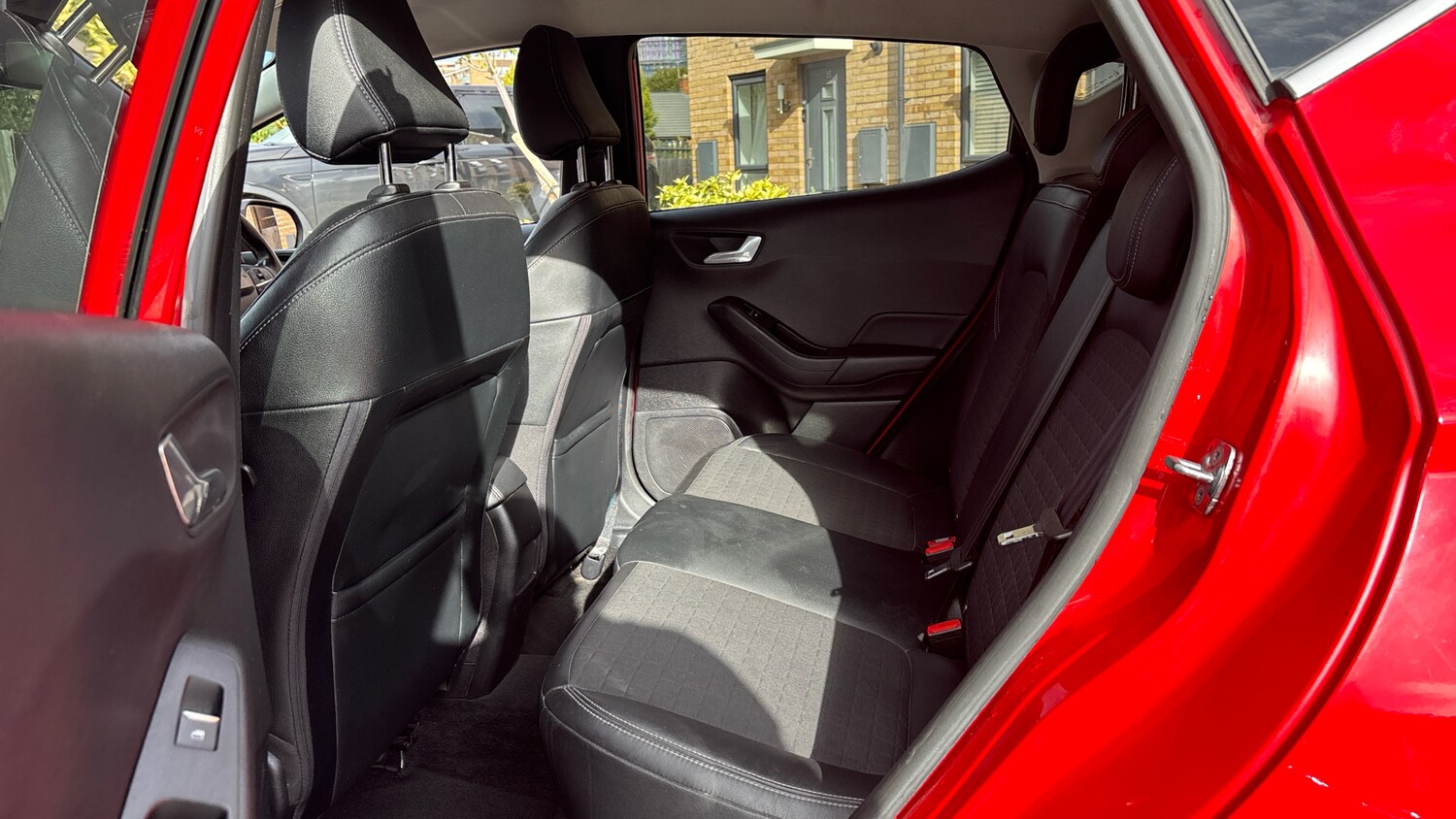 Used Ford Fiesta 2018 for sale - 76193040: Photo 16