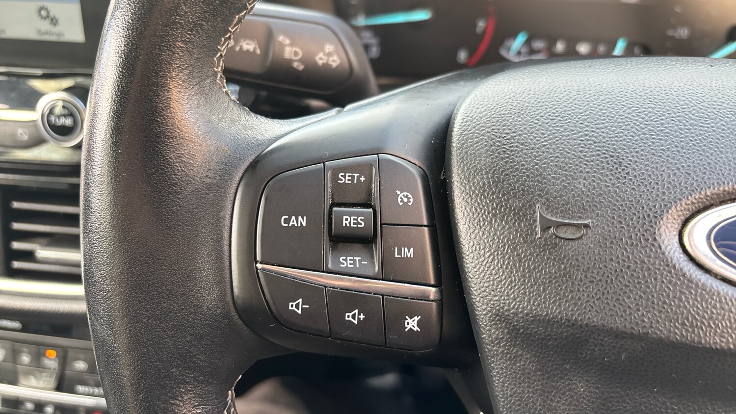 Used Ford Fiesta 2018 for sale - 76193040: Photo 31
