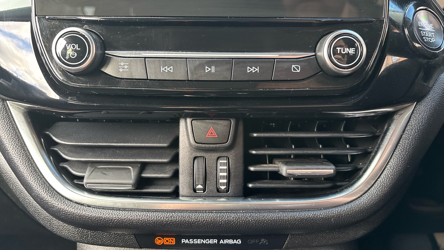 Used Ford Fiesta 2018 for sale - 76193040: Photo 40