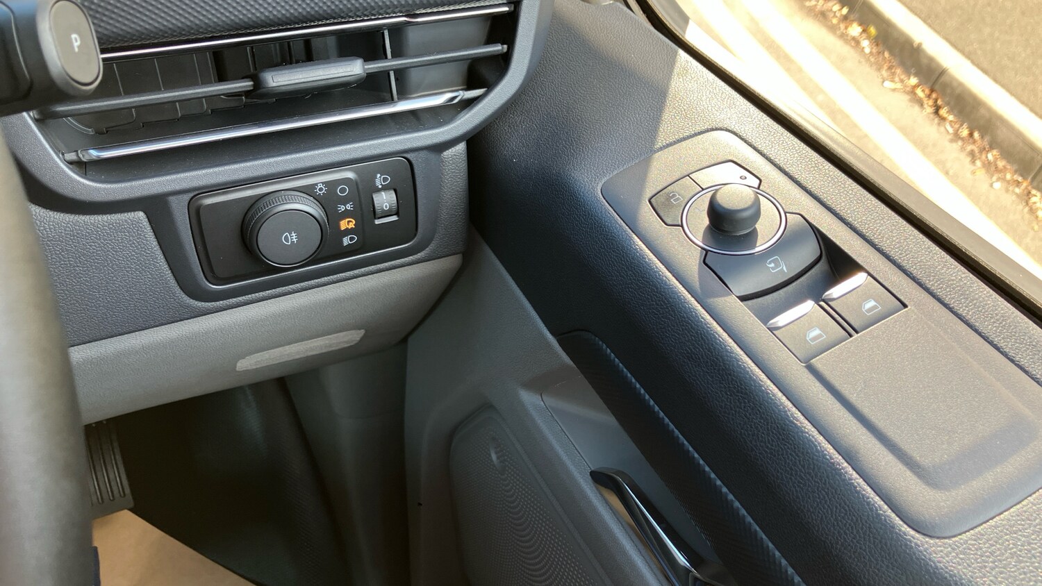 Used Ford Transit Custom 2025 for sale - 76265889: Photo 37